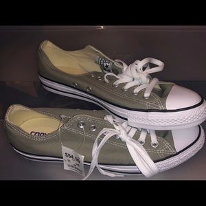 NWT OLIVE GREEN CONVERSE WOMENS SZ 11/MENS SZ 9